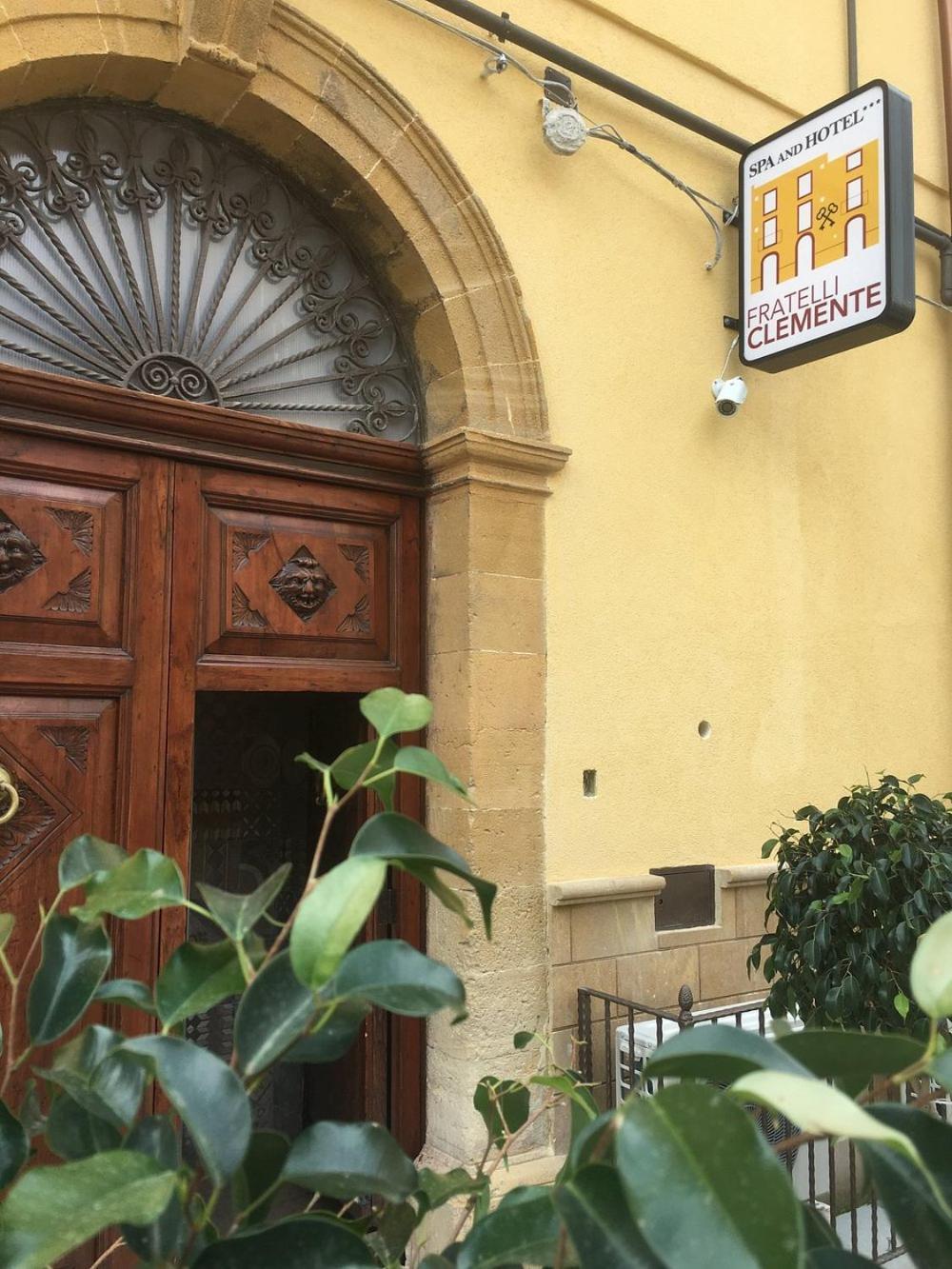 Fratelli Clemente Spa And Hotel カステルヴェトラーノ エクステリア 写真